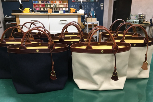 キャンバストートバッグ「Airy Tote」が完成しました。