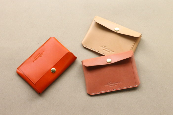 Limited color – Card case “Tuck”