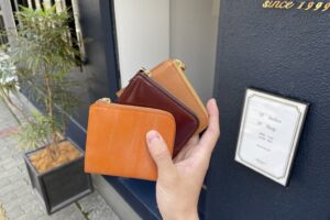 L字ファスナー財布