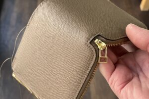 L字ファスナー財布の製作風景